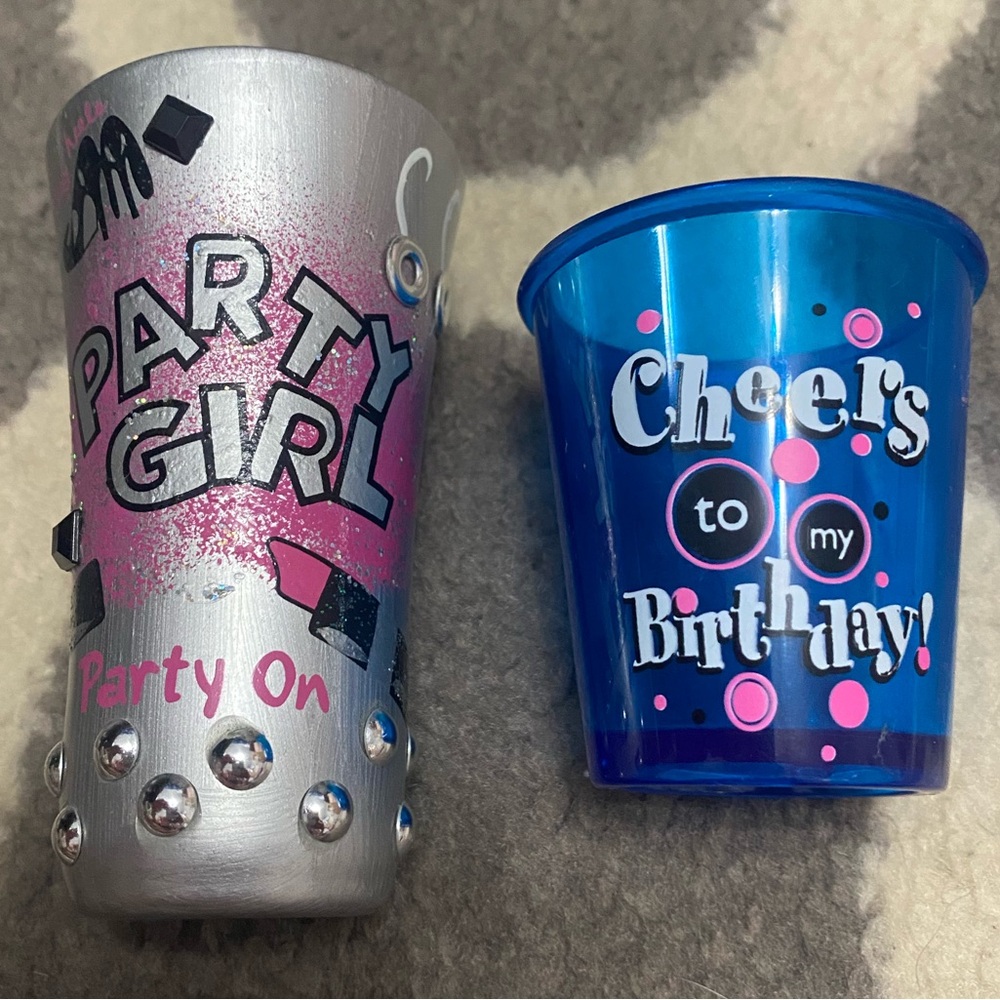 Shot glasses (2)